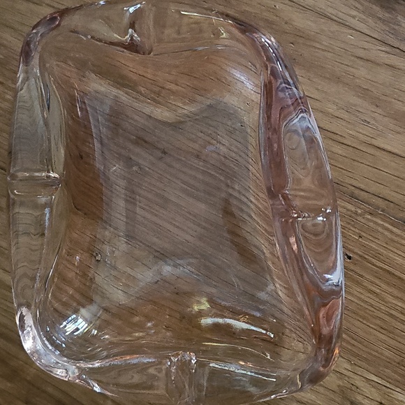 Anchor Hocking Iridescent Pink Curved Rectangular Glass Ashtray - Picture 4 of 11